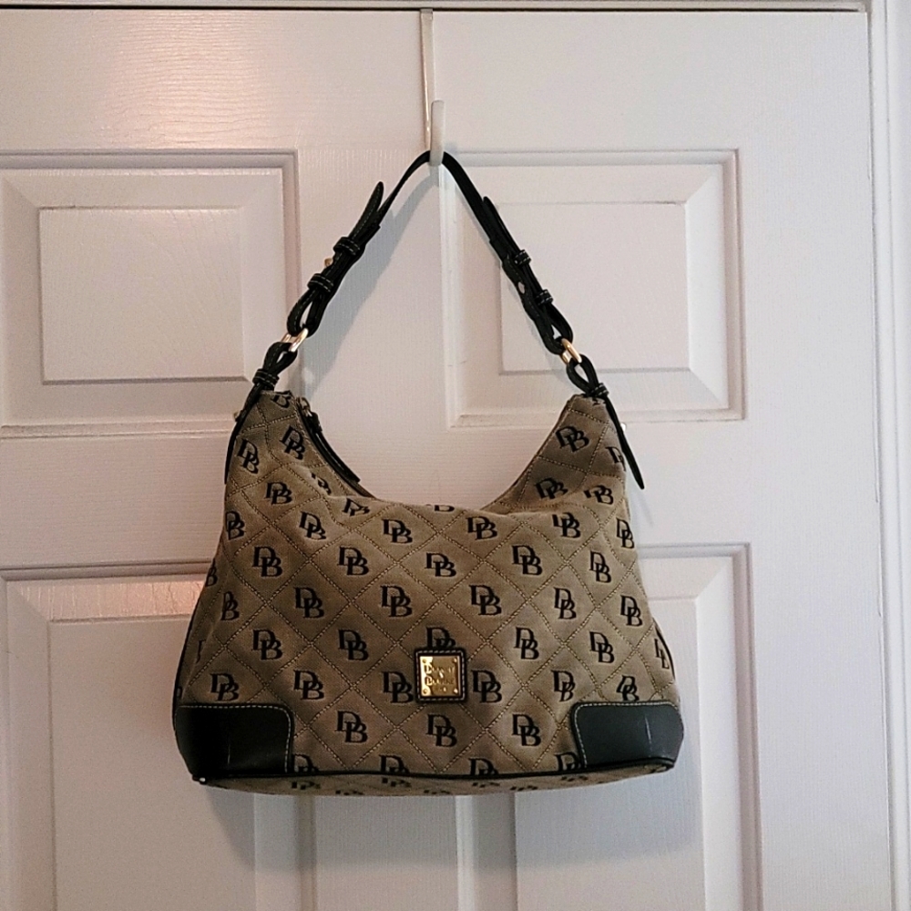 Dooney & Bourke Purse